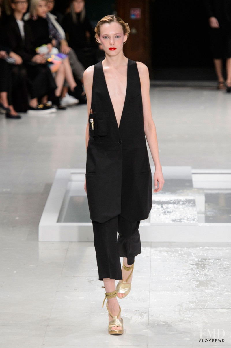 Zlata Semenko featured in  the Hussein Chalayan fashion show for Spring/Summer 2016