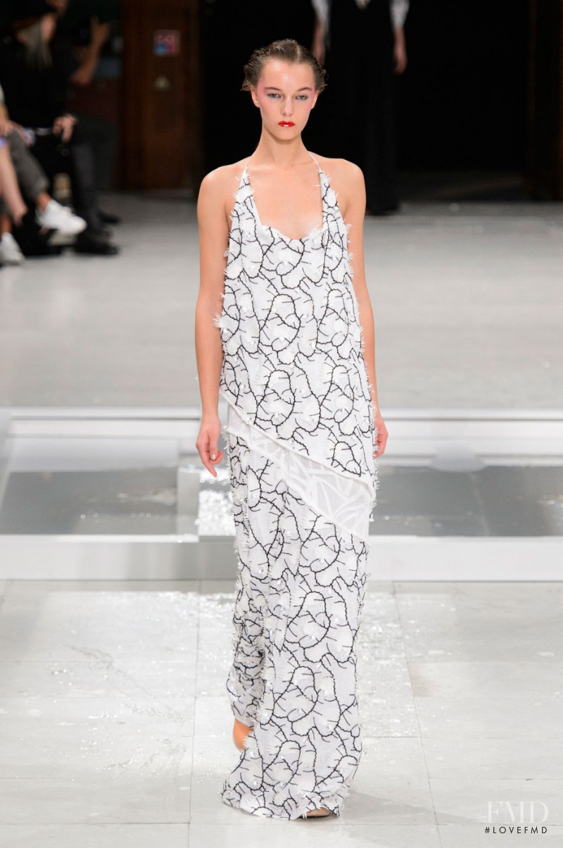 Irina Liss featured in  the Hussein Chalayan fashion show for Spring/Summer 2016