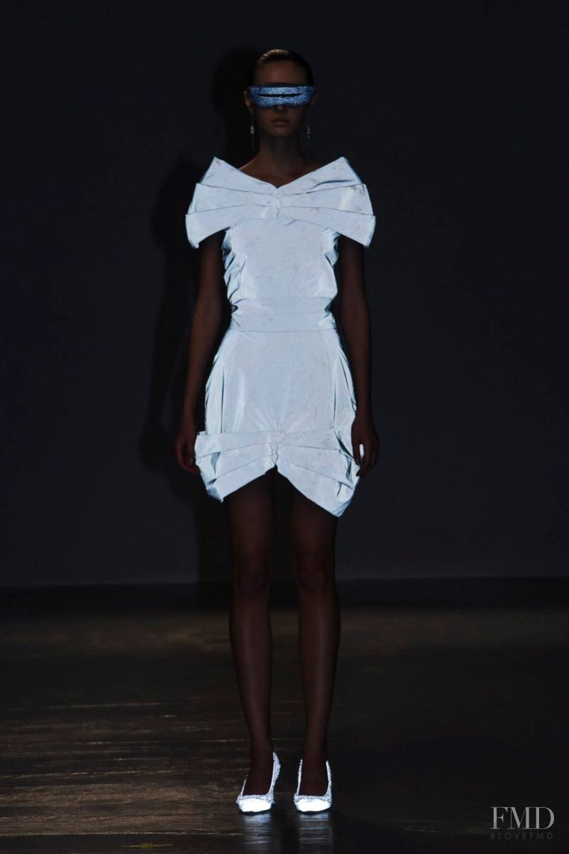 Anrealage fashion show for Spring/Summer 2016