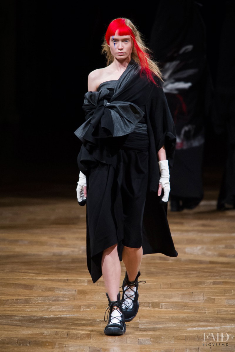 Yohji Yamamoto fashion show for Spring/Summer 2016