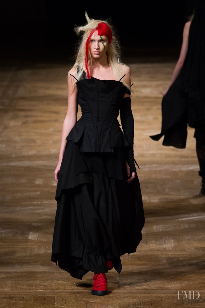 Yohji Yamamoto fashion show for Spring/Summer 2016