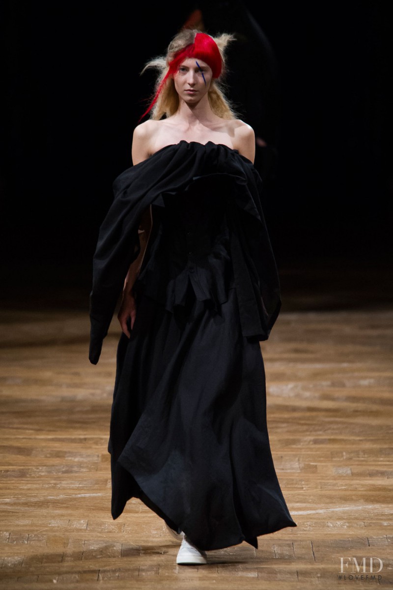 Yohji Yamamoto fashion show for Spring/Summer 2016