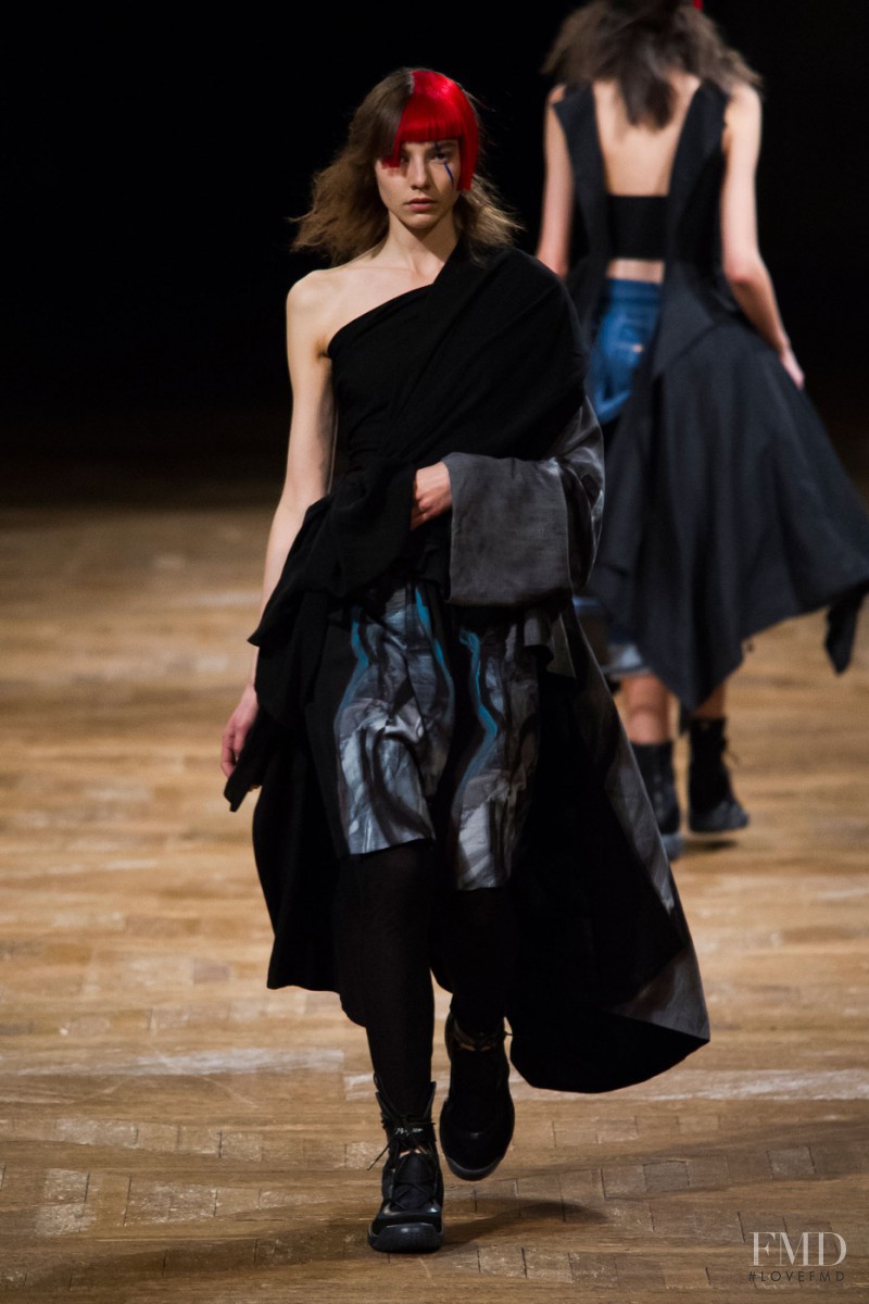 Yohji Yamamoto fashion show for Spring/Summer 2016