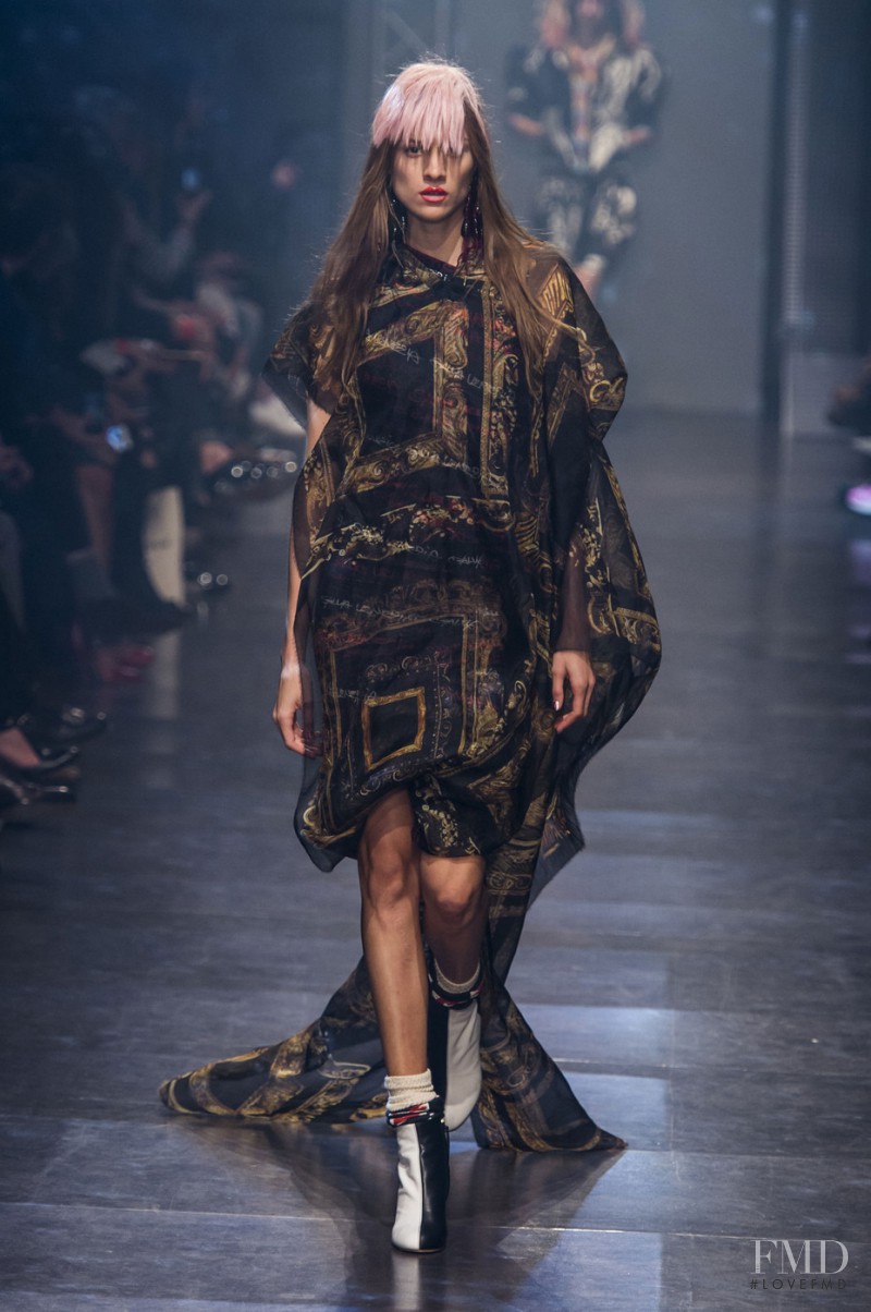 Vaiora Cob Strogonova featured in  the Vivienne Westwood Gold Label fashion show for Spring/Summer 2016