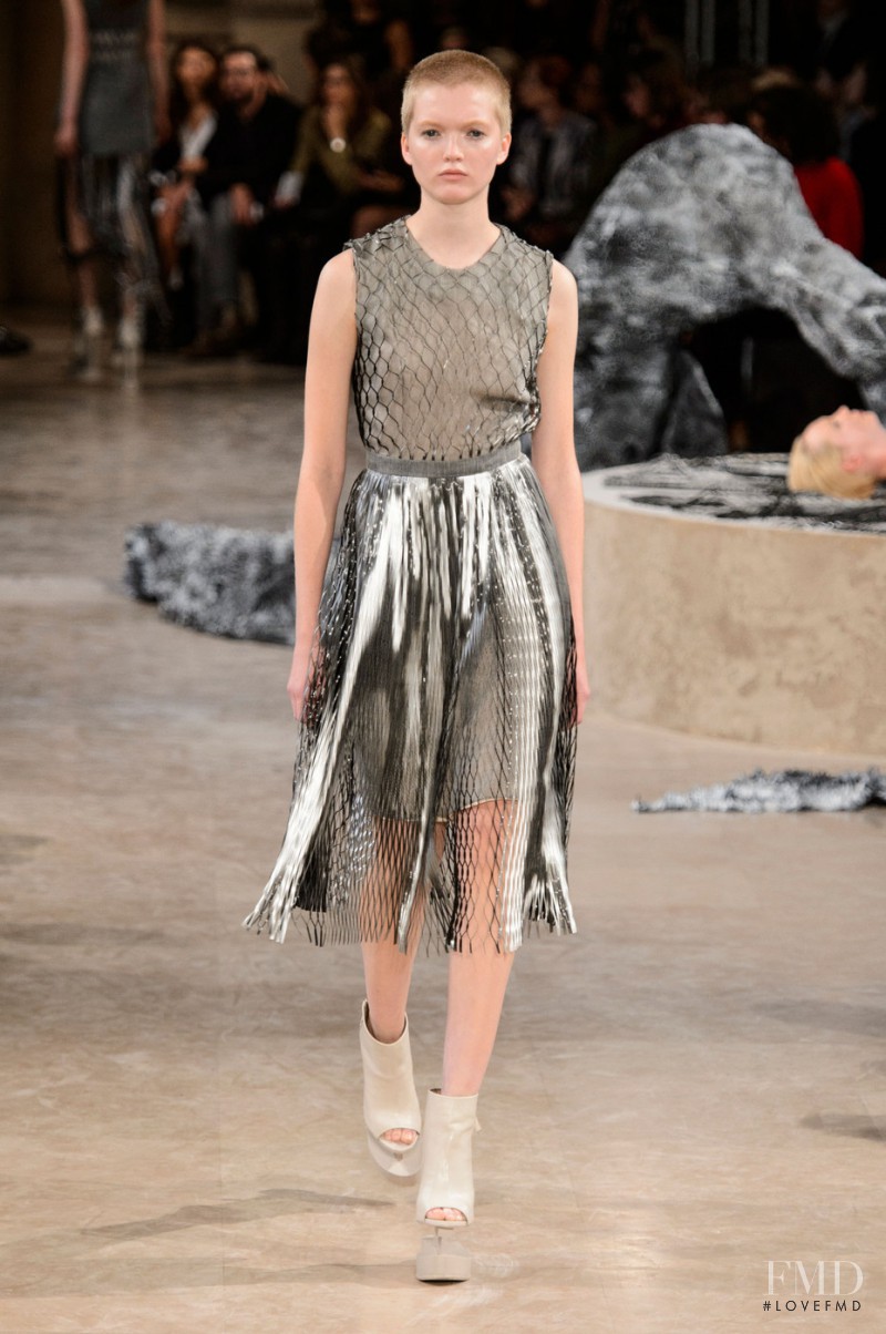 Ruth Bell featured in  the Iris Van Herpen fashion show for Spring/Summer 2016