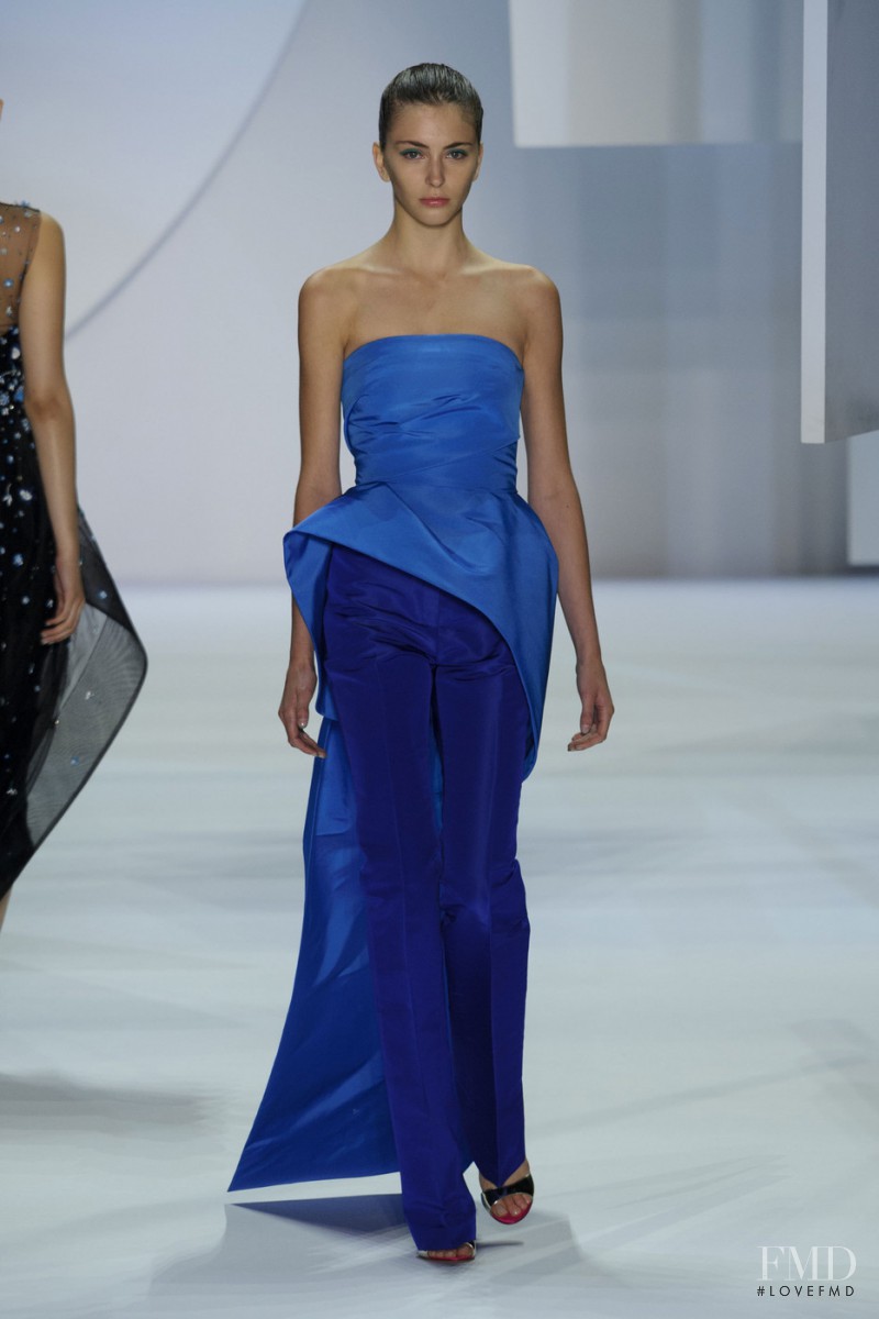 Laura Winges featured in  the Monique Lhuillier fashion show for Spring/Summer 2016