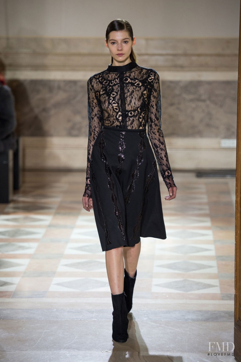 Sharon Wauchob fashion show for Autumn/Winter 2015