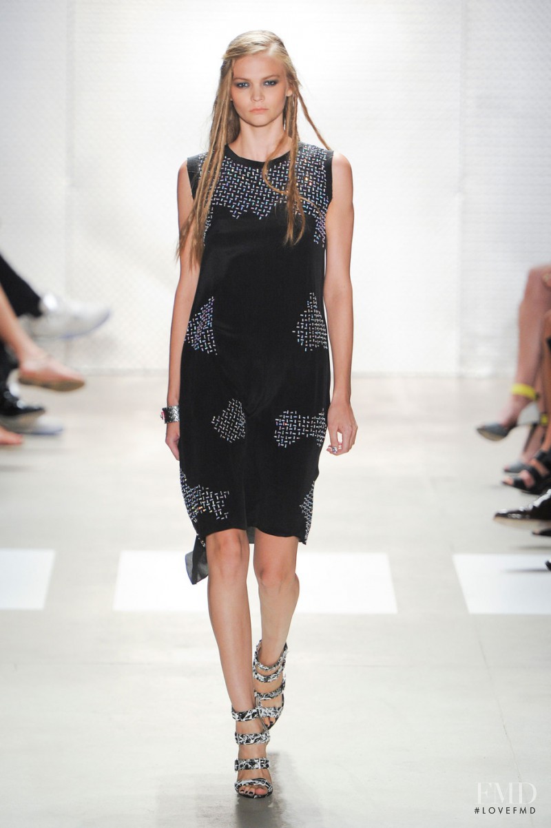 Nicole Miller fashion show for Spring/Summer 2016