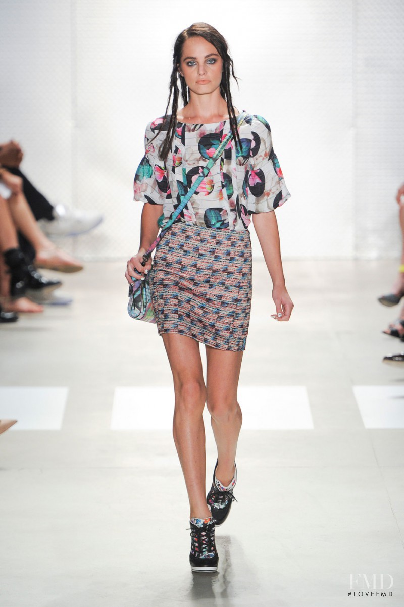 Nicole Miller fashion show for Spring/Summer 2016