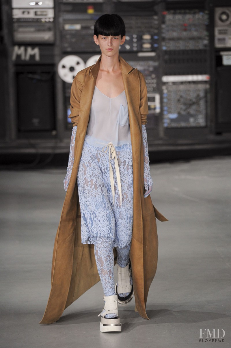 MM6 Maison Martin Margiela fashion show for Spring/Summer 2016