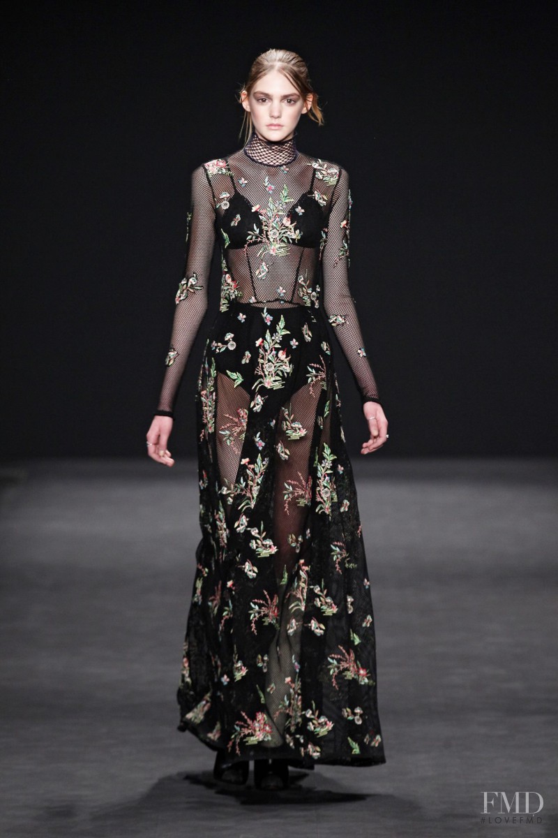 Madison Whittaker featured in  the Vivienne Tam fashion show for Autumn/Winter 2015