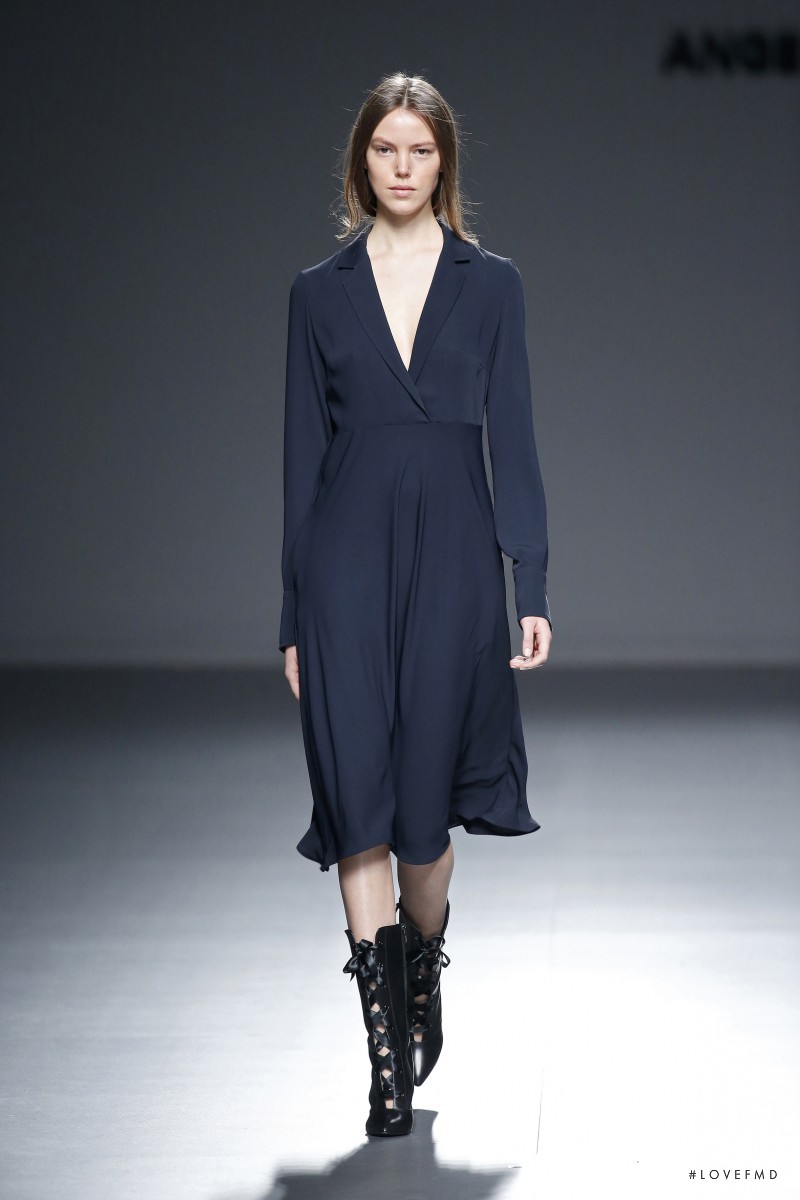 Angel Schlesser fashion show for Autumn/Winter 2015