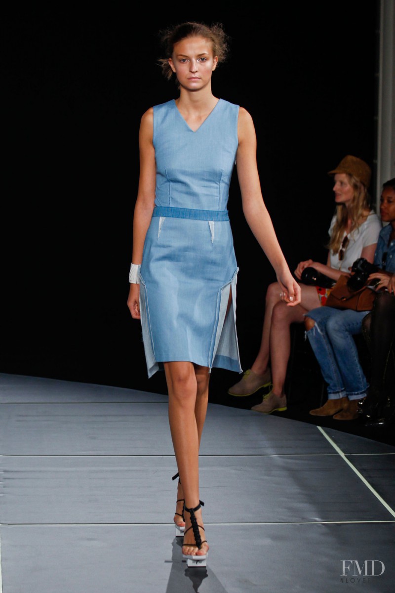 Jen Kao fashion show for Spring/Summer 2013