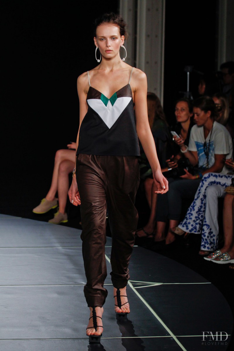 Jen Kao fashion show for Spring/Summer 2013