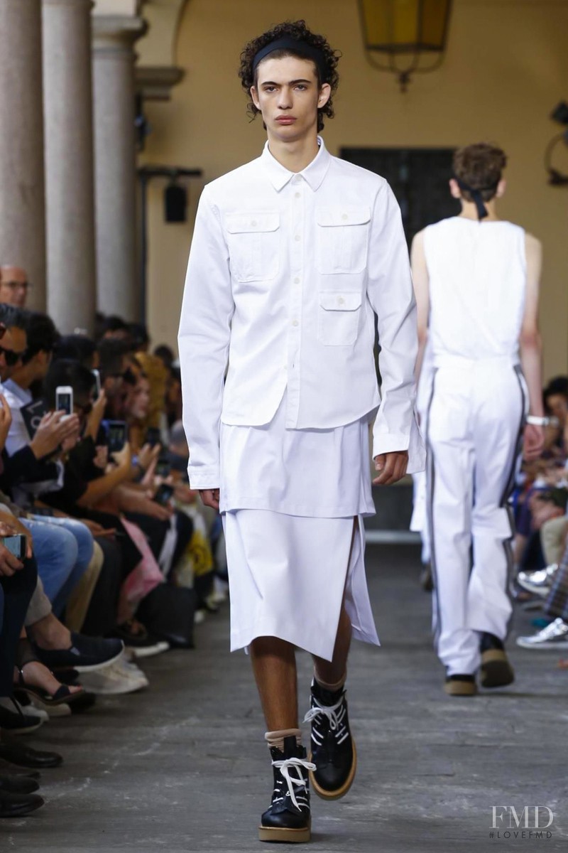 N° 21 fashion show for Spring/Summer 2016