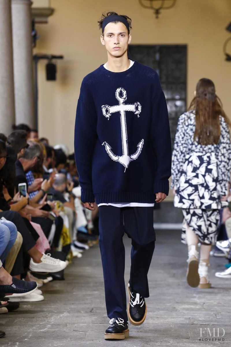 N° 21 fashion show for Spring/Summer 2016