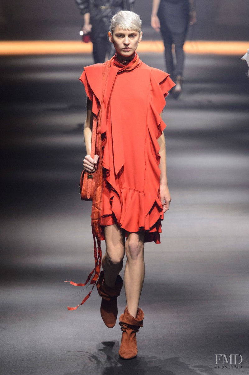 Lida Fox featured in  the Lanvin fashion show for Spring/Summer 2016