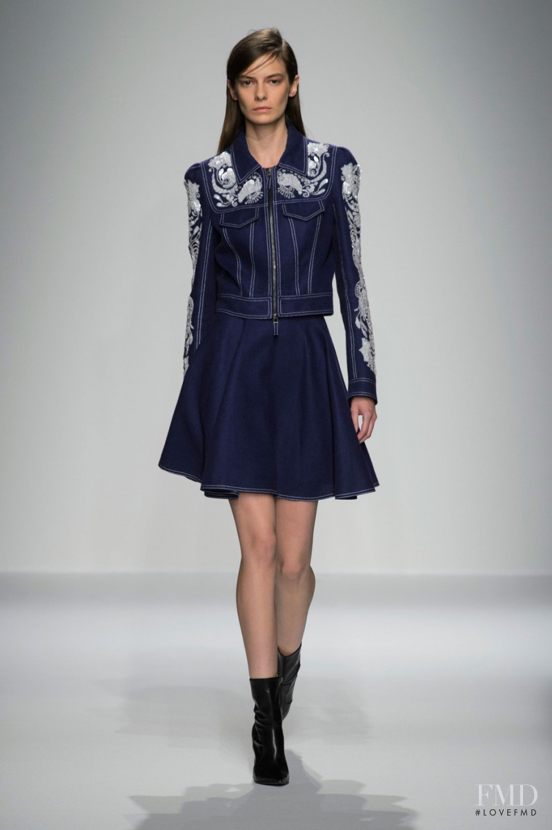 Andrew Gn fashion show for Spring/Summer 2016