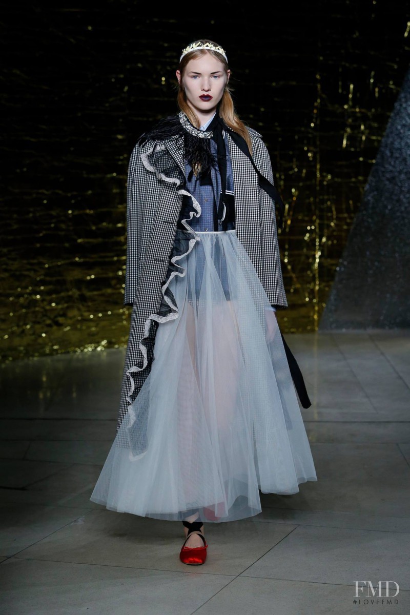 Jessica Picton Warlow featured in  the Miu Miu fashion show for Spring/Summer 2016