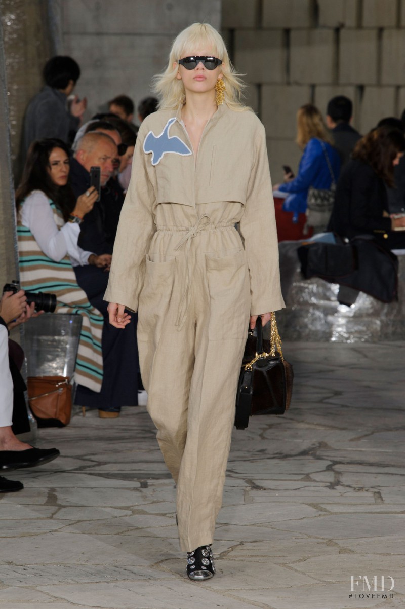 Marjan Jonkman featured in  the Loewe fashion show for Spring/Summer 2016