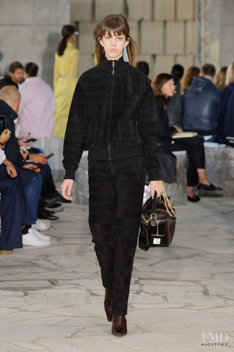 Mayka Merino featured in  the Loewe fashion show for Spring/Summer 2016