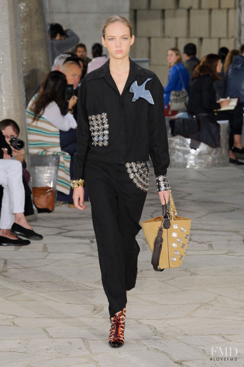 Adrienne Juliger featured in  the Loewe fashion show for Spring/Summer 2016