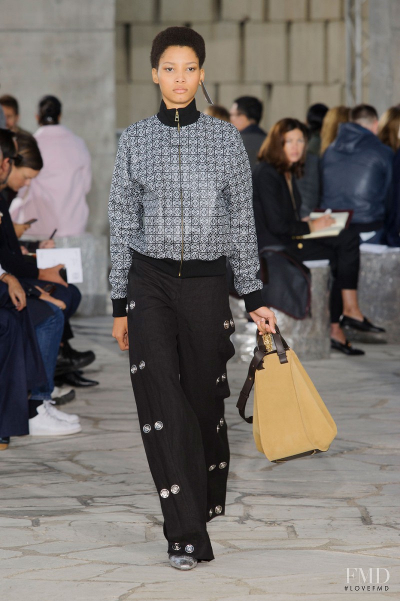 Lineisy Montero featured in  the Loewe fashion show for Spring/Summer 2016