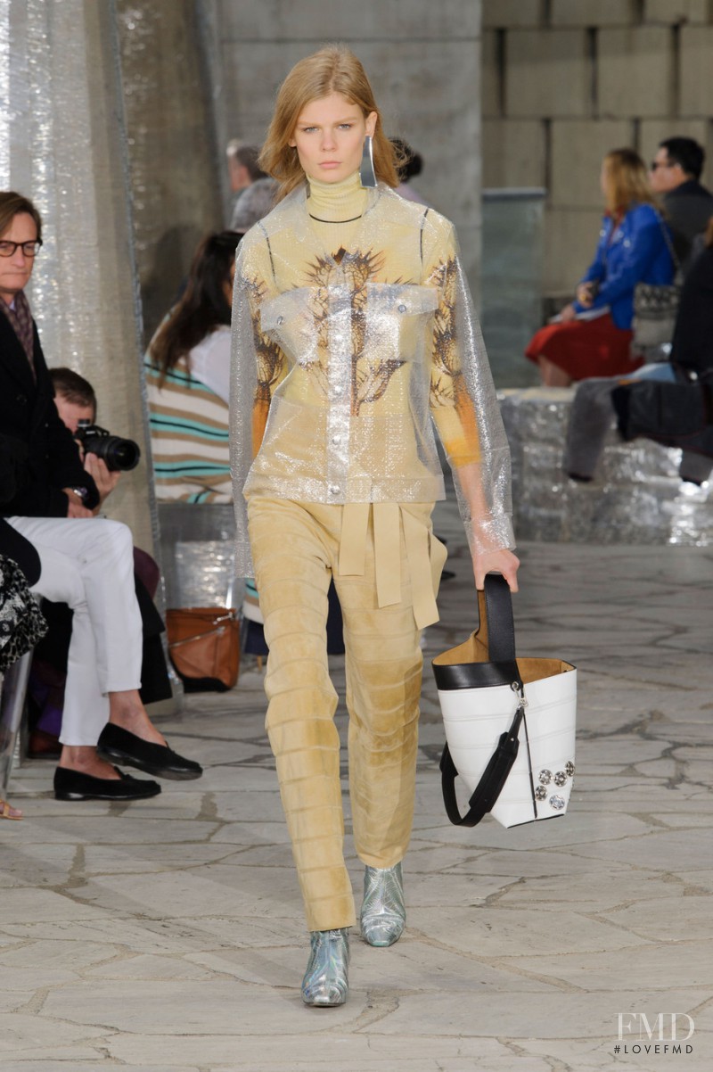 Alexandra Elizabeth Ljadov featured in  the Loewe fashion show for Spring/Summer 2016