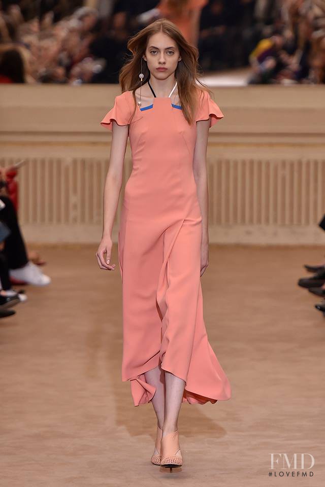 Odette Pavlova featured in  the Roland Mouret fashion show for Spring/Summer 2016