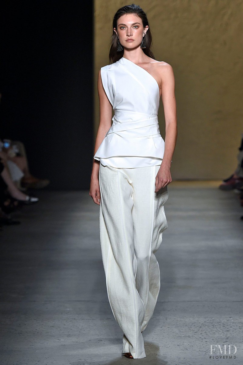 Narciso Rodriguez fashion show for Spring/Summer 2016