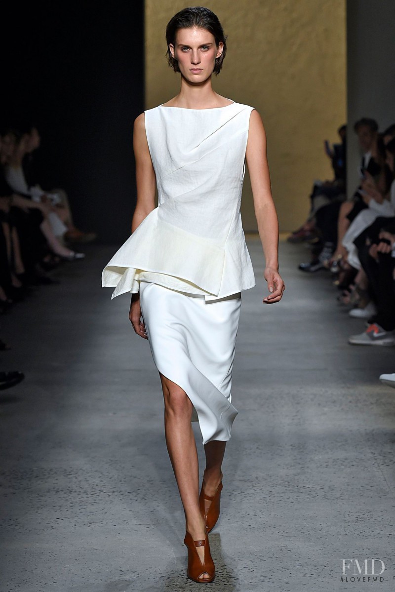 Narciso Rodriguez fashion show for Spring/Summer 2016