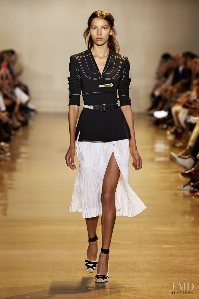 Alice Metza featured in  the Altuzarra fashion show for Spring/Summer 2016