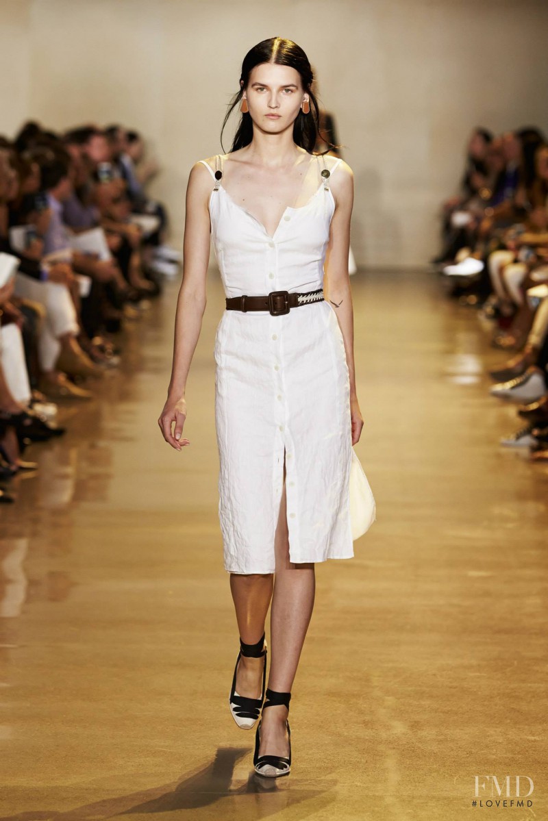 Katlin Aas featured in  the Altuzarra fashion show for Spring/Summer 2016