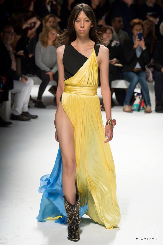 Issa Lish featured in  the Fausto Puglisi fashion show for Spring/Summer 2016