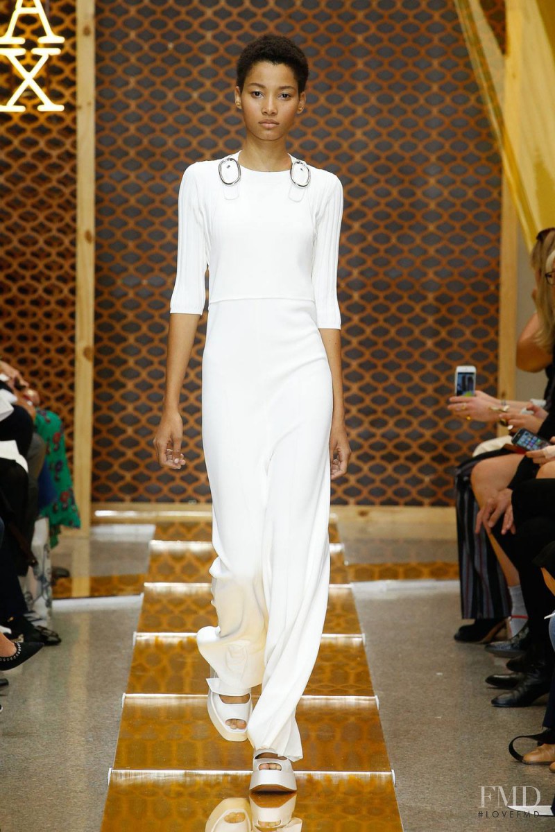 Lineisy Montero featured in  the Sportmax fashion show for Spring/Summer 2016