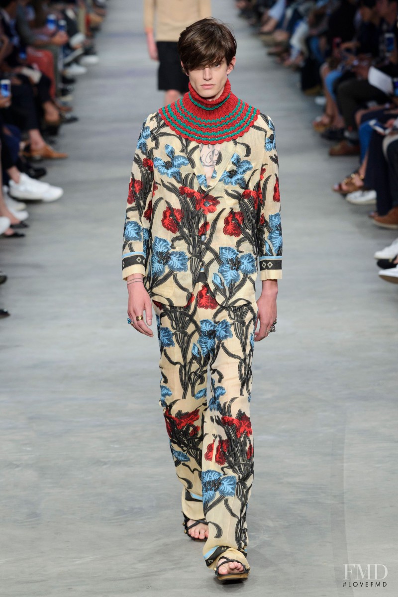 Gucci fashion show for Spring/Summer 2016