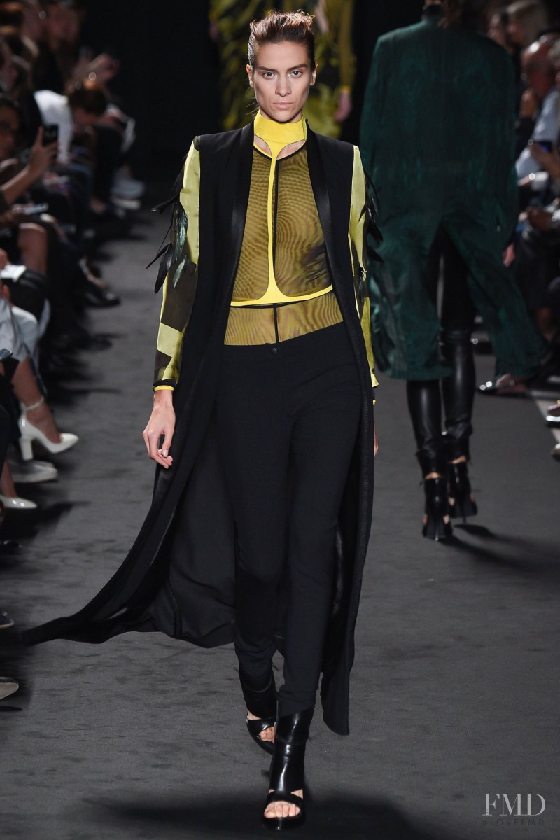 Vaiora Cob Strogonova featured in  the Ann Demeulemeester fashion show for Spring/Summer 2016
