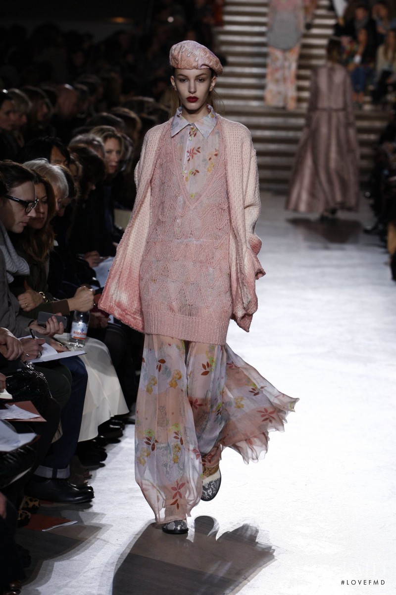 Kate King featured in  the Missoni fashion show for Autumn/Winter 2011