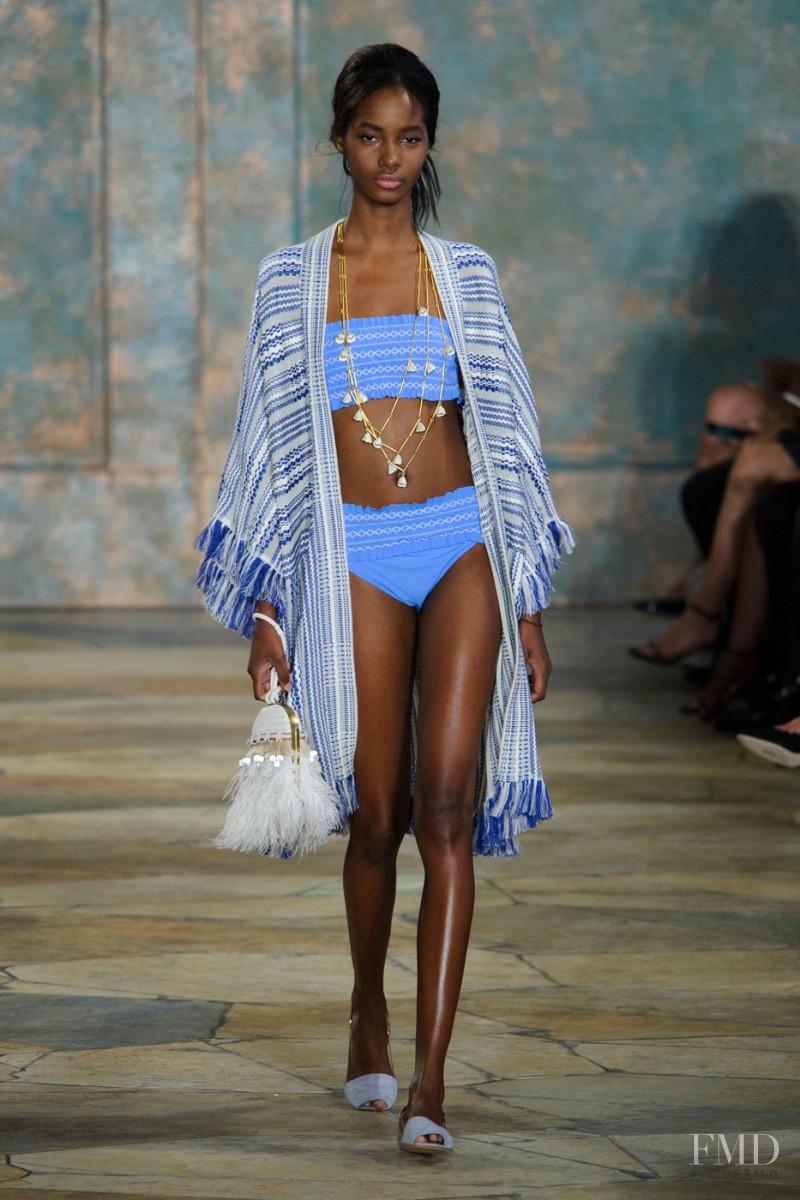 Tami Williams featured in  the Tory Burch fashion show for Spring/Summer 2016