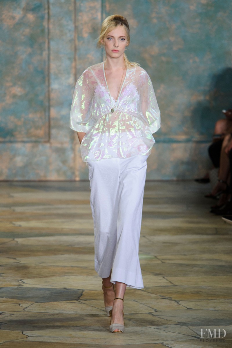 Zlata Semenko featured in  the Tory Burch fashion show for Spring/Summer 2016