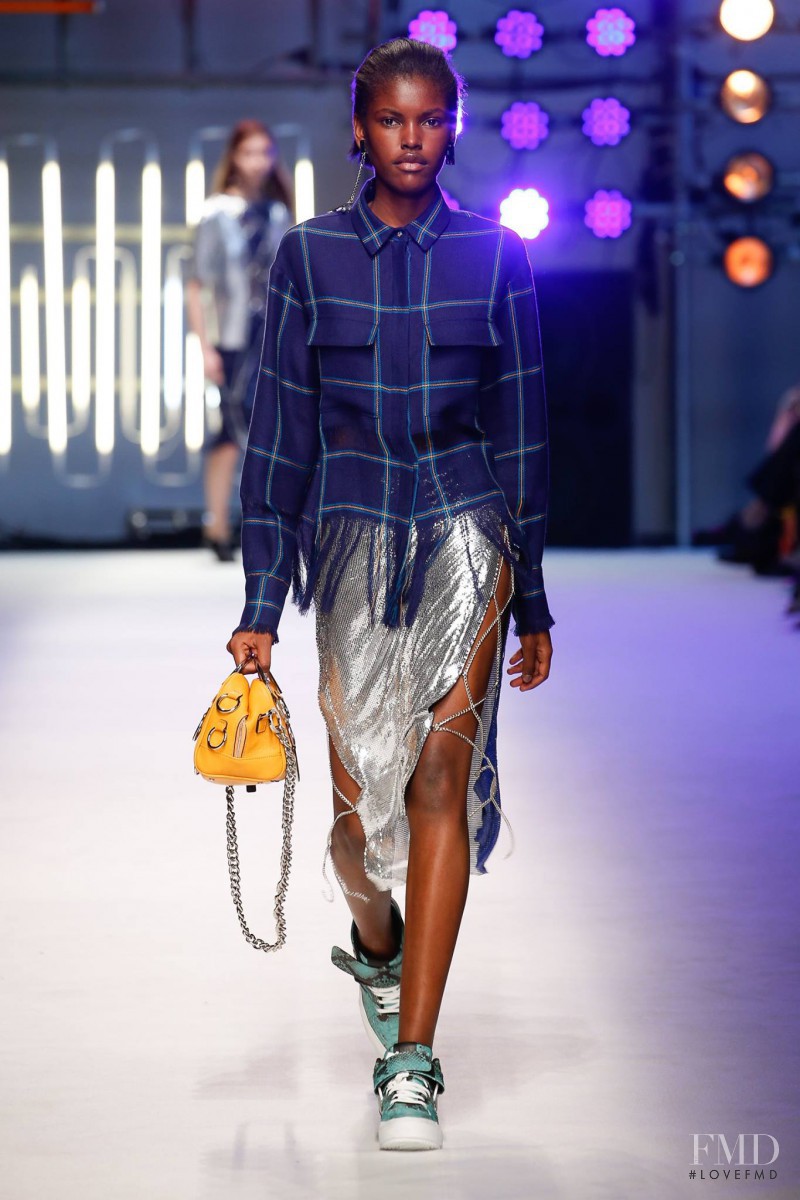 Amilna Estevão featured in  the MSGM fashion show for Spring/Summer 2016