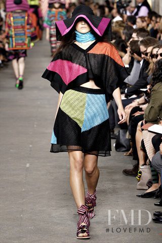 Jacquelyn Jablonski featured in  the Missoni fashion show for Spring/Summer 2011