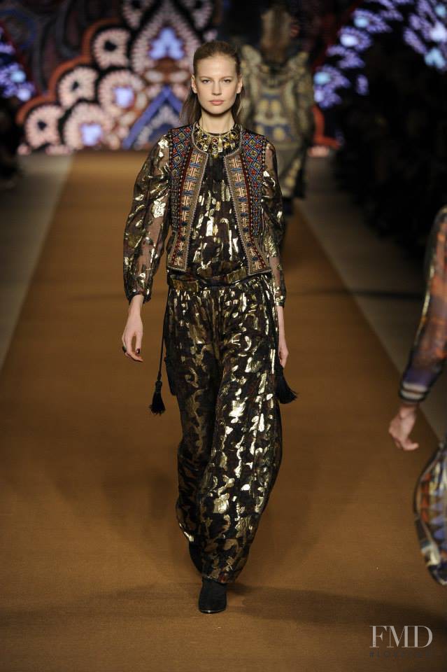 Elisabeth Erm featured in  the Etro fashion show for Autumn/Winter 2014