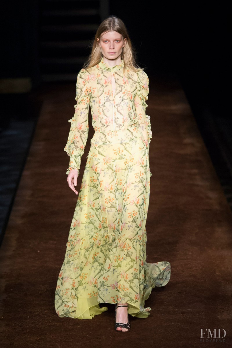 Saara Sihvonen featured in  the Erdem fashion show for Spring/Summer 2016