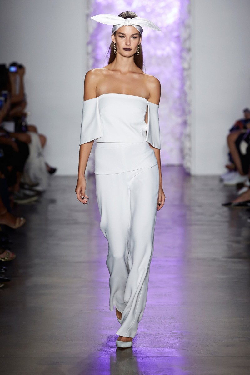 Ophélie Guillermand featured in  the Cushnie Et Ochs fashion show for Spring/Summer 2016
