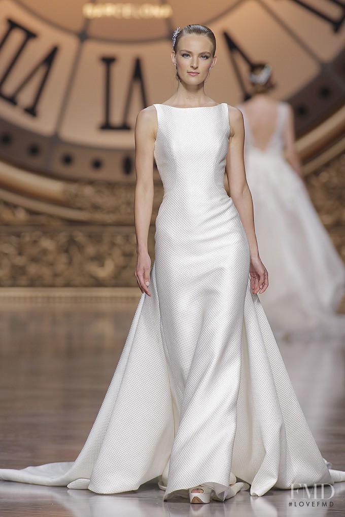 Pronovias fashion show for Autumn/Winter 2016