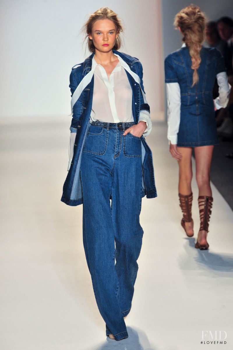 Rachel Zoe fashion show for Spring/Summer 2014