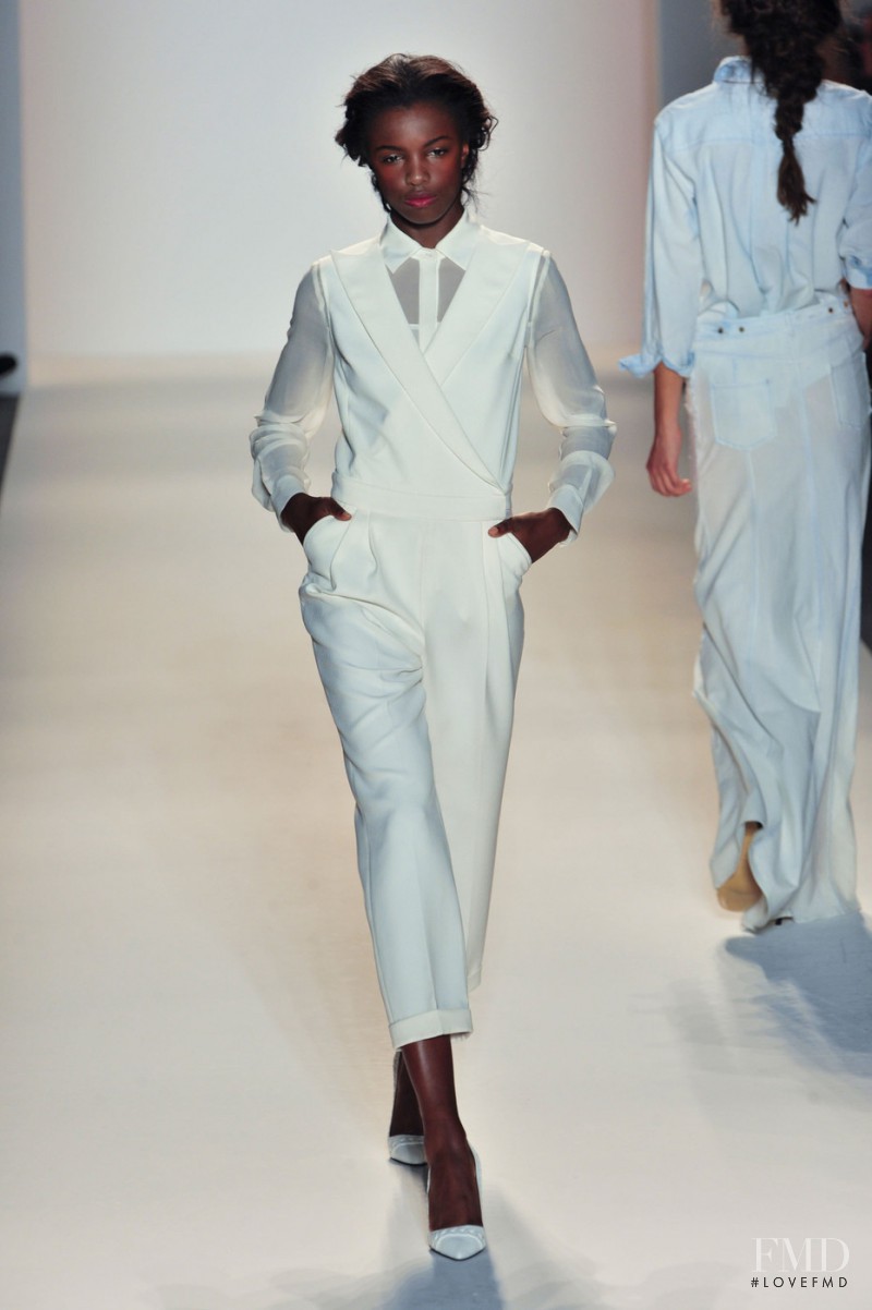 Rachel Zoe fashion show for Spring/Summer 2014