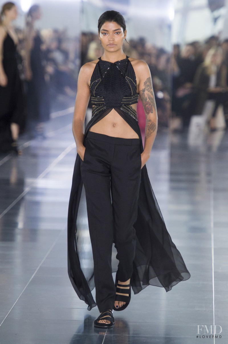 Amanda Wakeley fashion show for Spring/Summer 2016