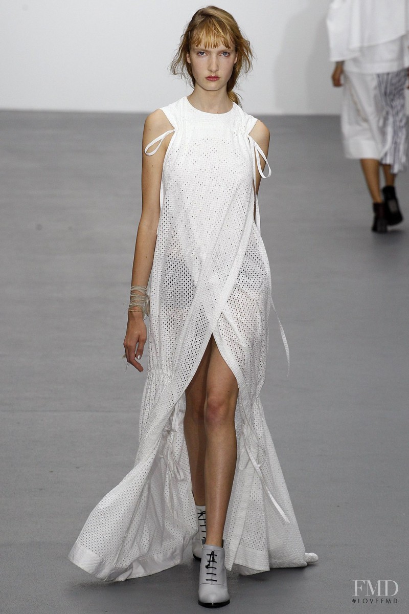 Eva Kaper featured in  the Eudon Choi fashion show for Spring/Summer 2016